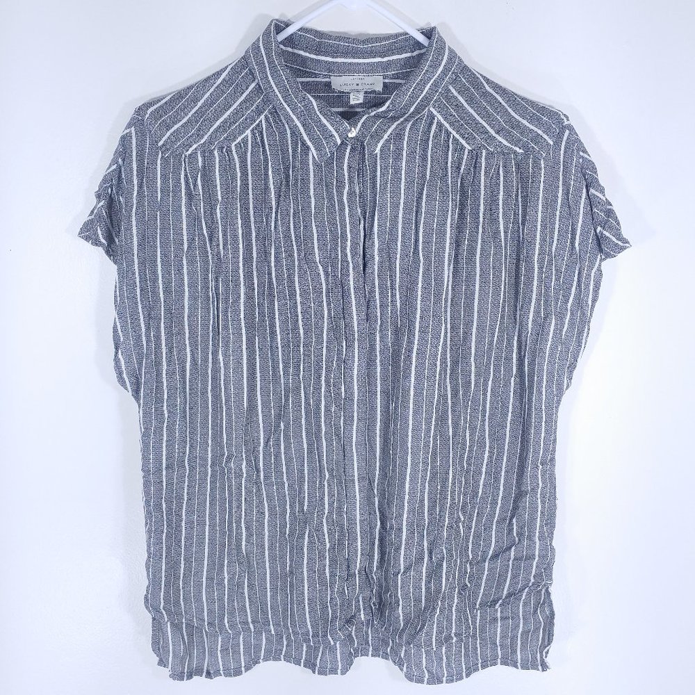Lucky Brand Women's Short Sleeve Button Up Grey & White Striped Shirt Size Large